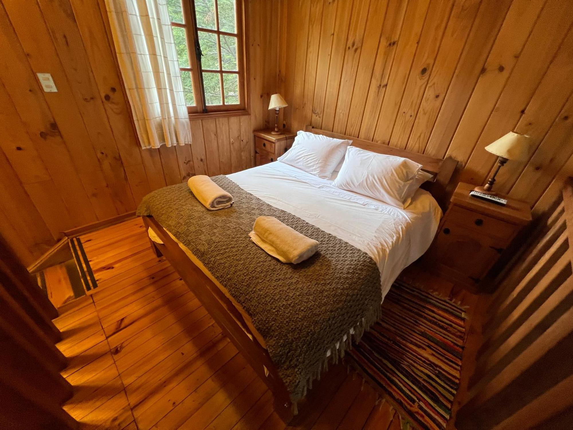 Green Baker Lodge Puerto Bertrand Екстериор снимка