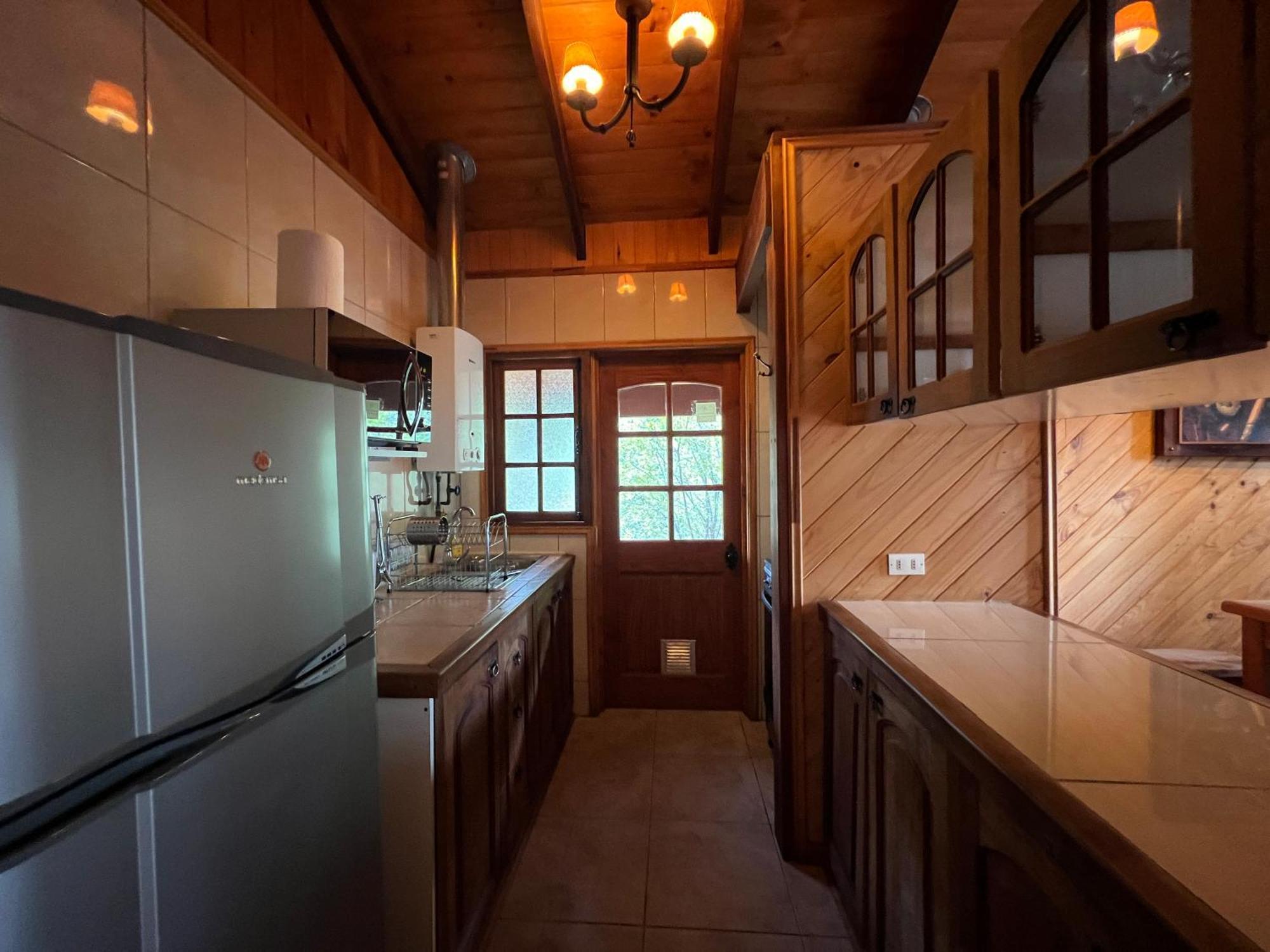 Green Baker Lodge Puerto Bertrand Екстериор снимка