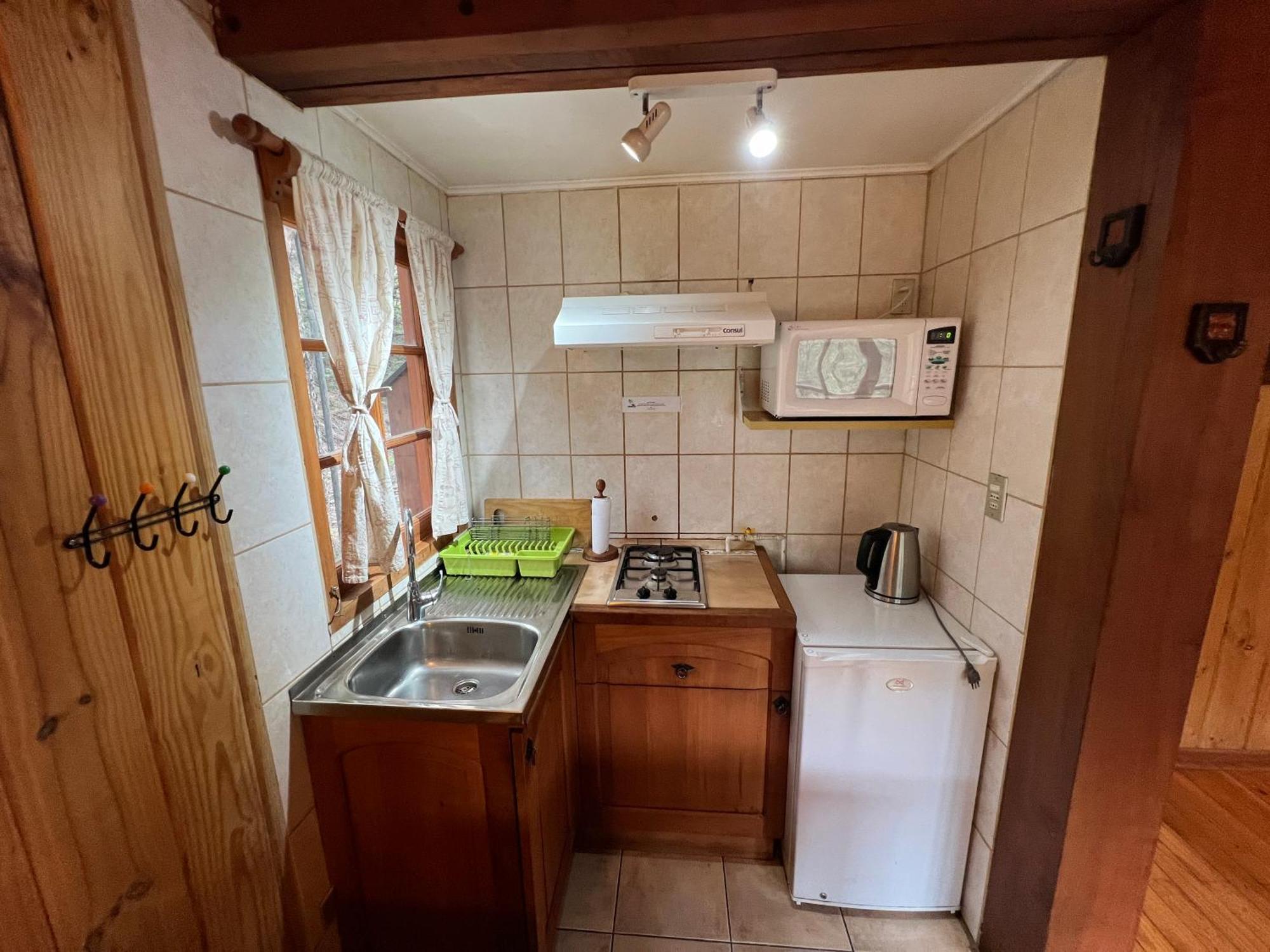 Green Baker Lodge Puerto Bertrand Екстериор снимка