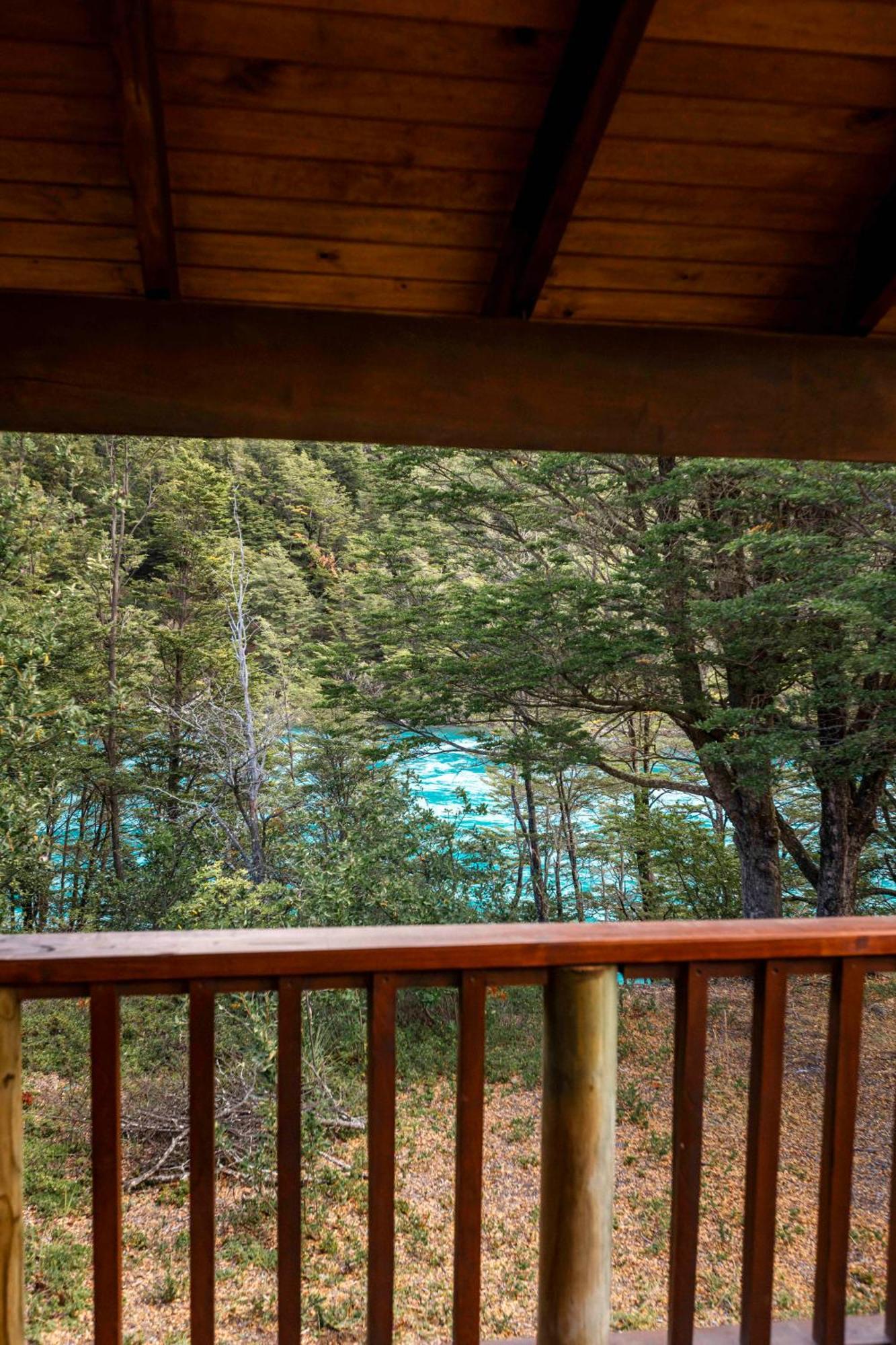 Green Baker Lodge Puerto Bertrand Екстериор снимка
