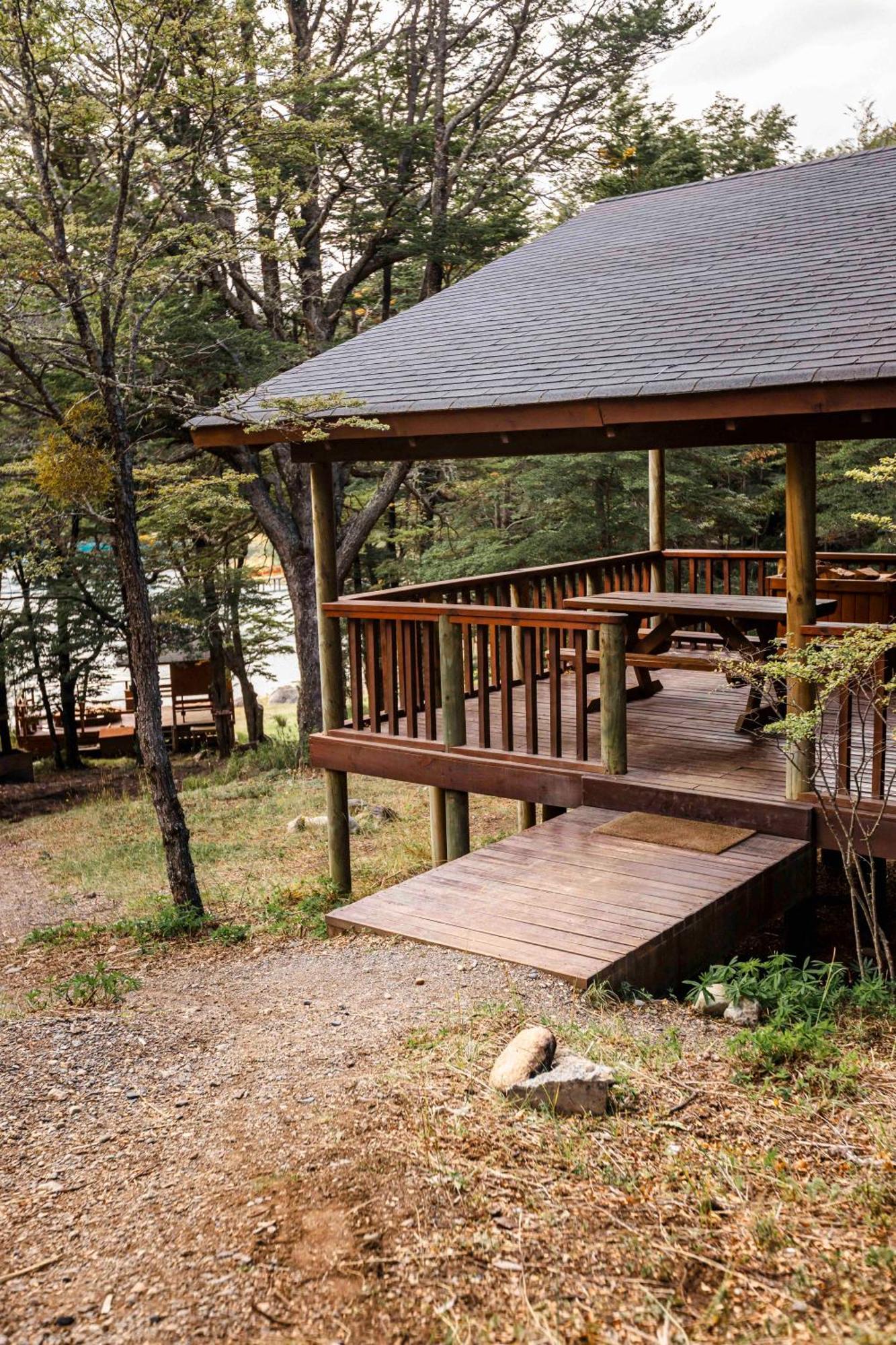 Green Baker Lodge Puerto Bertrand Екстериор снимка