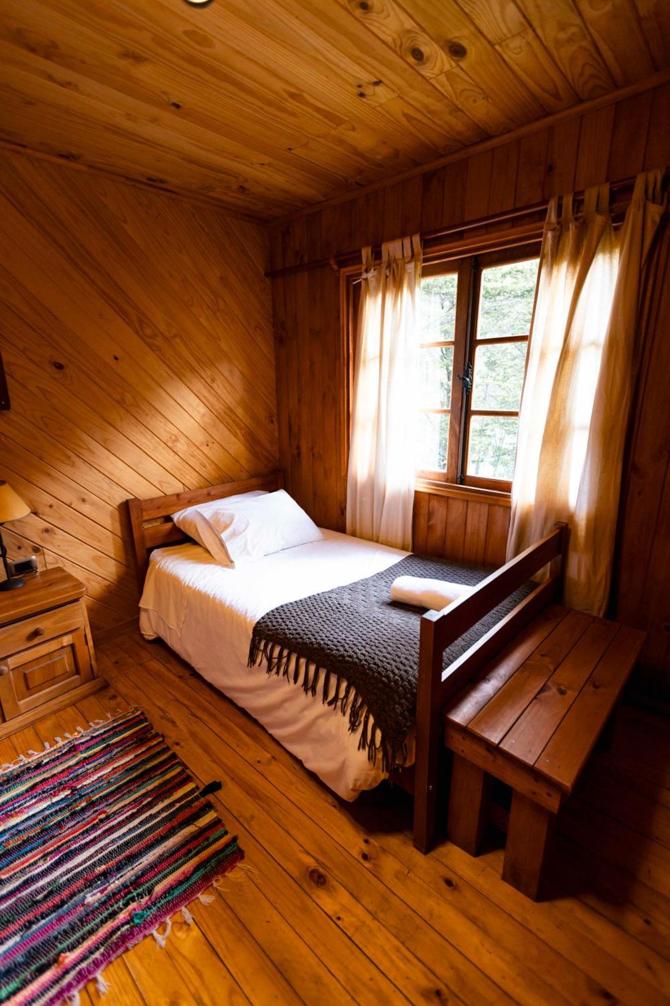 Green Baker Lodge Puerto Bertrand Екстериор снимка