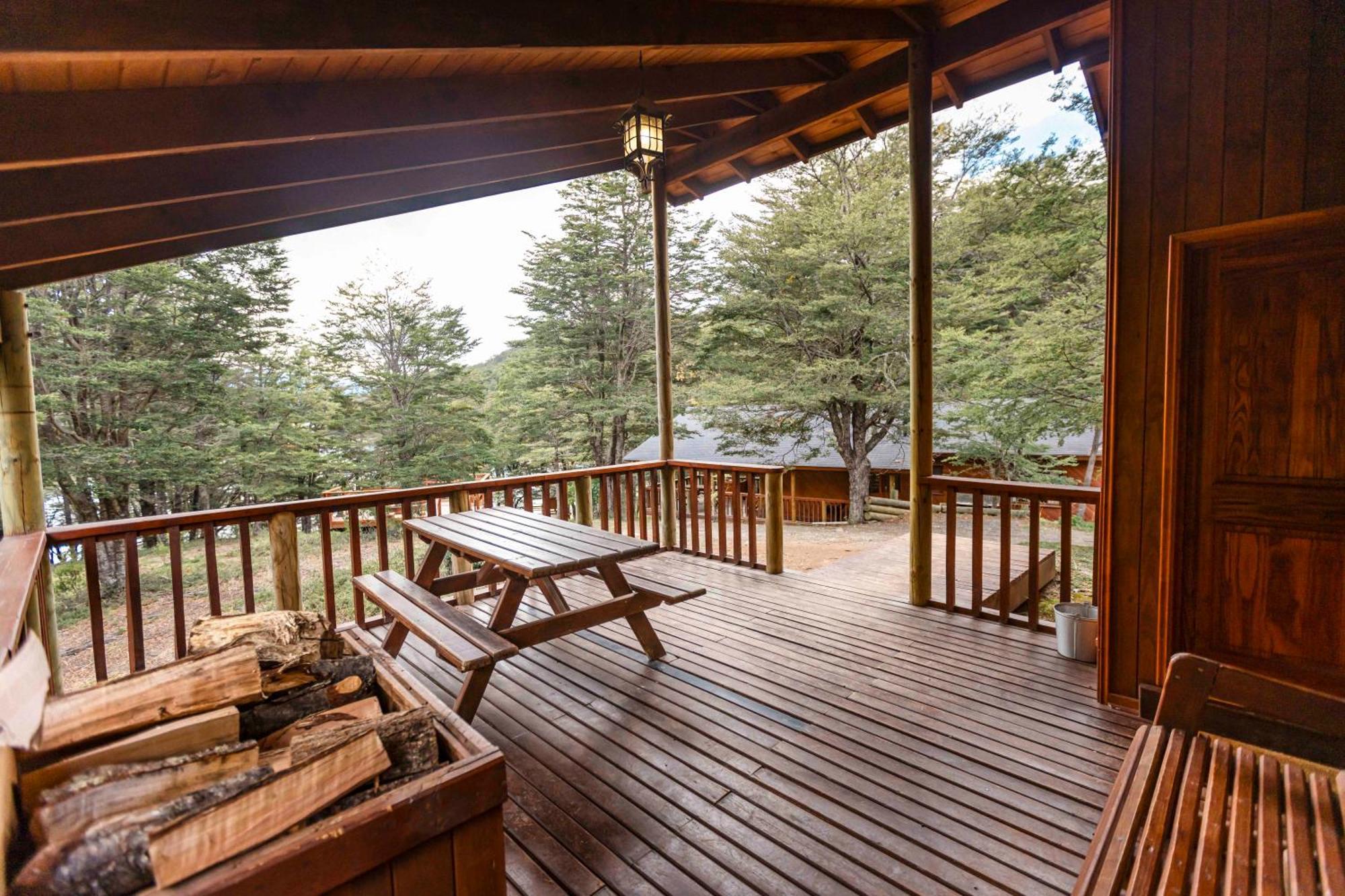 Green Baker Lodge Puerto Bertrand Екстериор снимка