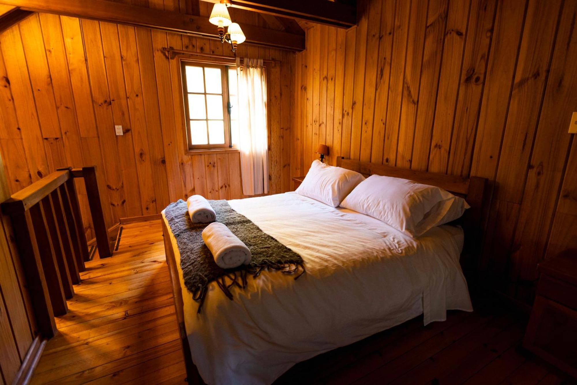 Green Baker Lodge Puerto Bertrand Екстериор снимка